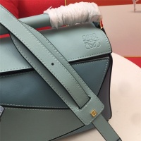 $96.00 USD LOEWE AAA Messenger Bags For Women #843612