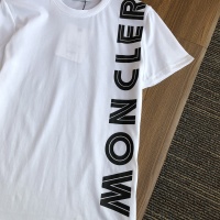 $27.00 USD Moncler T-Shirts Short Sleeved For Men #845284