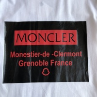 $27.00 USD Moncler T-Shirts Short Sleeved For Men #845294