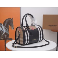 $105.00 USD Burberry AAA Handbags For Women #846500