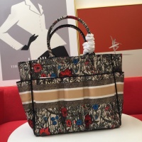 $92.00 USD Christian Dior AAA Handbags For Women #849398