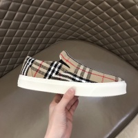 $68.00 USD Burberry Casual Shoes For Men #851555