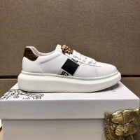 $82.00 USD Versace Casual Shoes For Men #851573