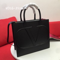 $122.00 USD Valentino AAA Quality Handbags For Women #851793