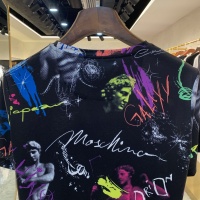 $41.00 USD Moschino T-Shirts Short Sleeved For Men #852093