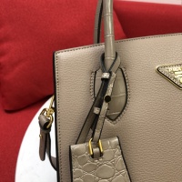 $105.00 USD Prada AAA Quality Handbags For Women #852185