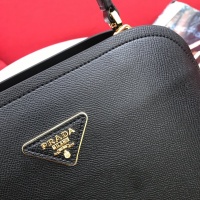 $108.00 USD Prada AAA Quality Handbags For Women #852218