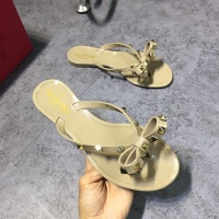 $42.00 USD Valentino Slippers For Women #853407