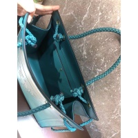$160.00 USD Fendi AAA Quality Handbags For Women #854044