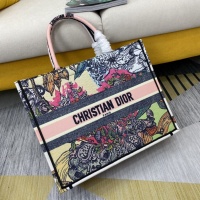 $76.00 USD Christian Dior AAA Handbags For Women #854302