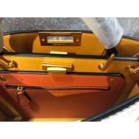 $160.00 USD Fendi AAA Quality Handbags For Women #855568