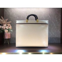 $160.00 USD Fendi AAA Quality Handbags For Women #855574