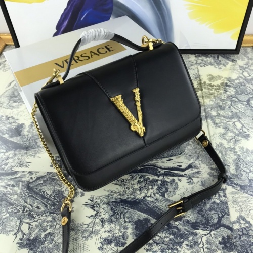 Versace AAA Quality Messenger Bags For Women #855697 $135.00 USD, Wholesale Replica Versace AAA Quality Messenger Bags