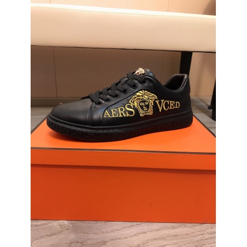 Replica Versace Casual Shoes For Men #855934 $76.00 USD for Wholesale