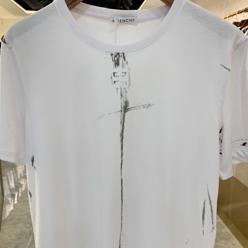 Replica Givenchy T-Shirts Short Sleeved For Men #856399 $41.00 USD for Wholesale