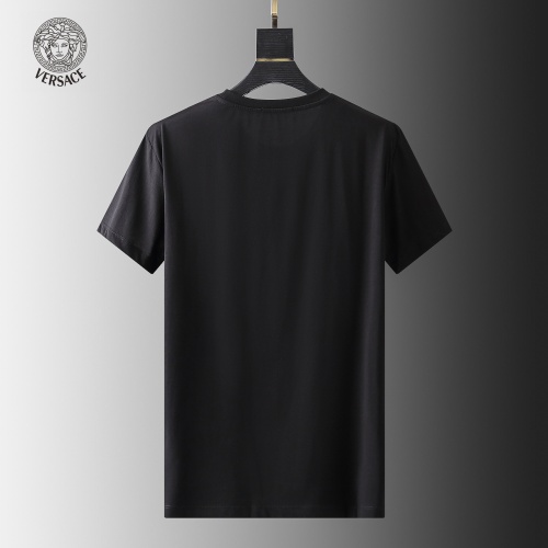 Replica Versace T-Shirts Short Sleeved For Men #857863 $39.00 USD for Wholesale