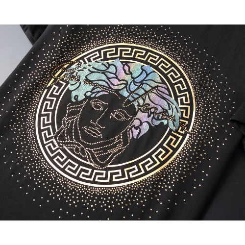 Replica Versace T-Shirts Short Sleeved For Men #857884 $39.00 USD for Wholesale