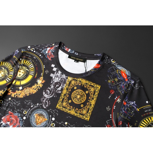 Replica Versace Tracksuits Short Sleeved For Men #857968 $60.00 USD for Wholesale