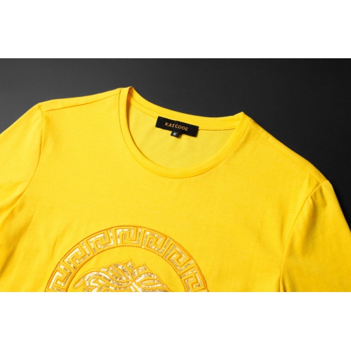 Replica Versace Tracksuits Short Sleeved For Men #857984 $60.00 USD for Wholesale