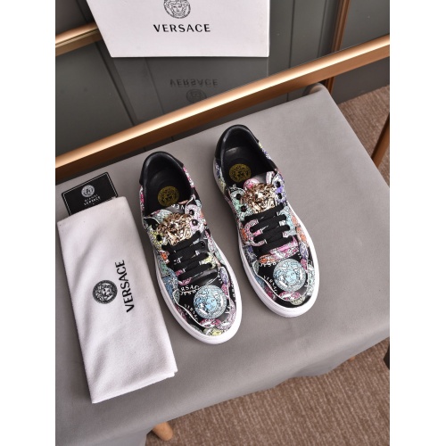 Replica Versace Casual Shoes For Men #858380 $76.00 USD for Wholesale