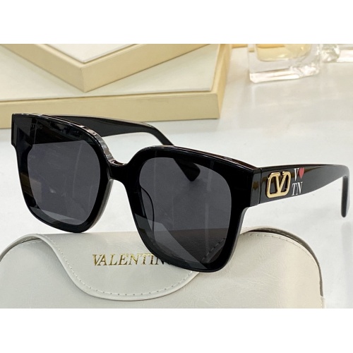 Valentino AAA Quality Sunglasses #858758 $60.00 USD, Wholesale Replica Valentino AAA Quality Sunglasses