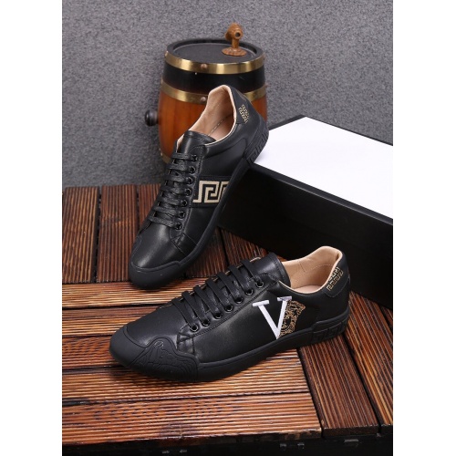 Versace Casual Shoes For Men #859014 $80.00 USD, Wholesale Replica Versace Casual Shoes