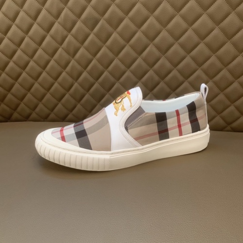 Replica Burberry Casual Shoes For Men #859519 $72.00 USD for Wholesale