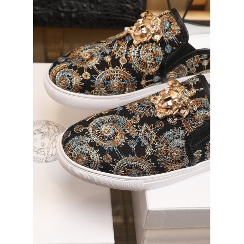 Replica Versace Casual Shoes For Men #859580 $76.00 USD for Wholesale
