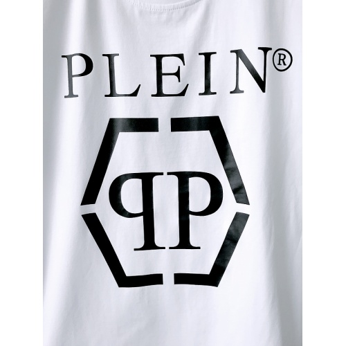 Replica Philipp Plein PP T-Shirts Short Sleeved For Men #860233 $29.00 USD for Wholesale