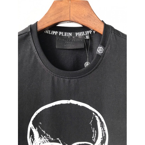 Replica Philipp Plein PP T-Shirts Short Sleeved For Men #860240 $29.00 USD for Wholesale