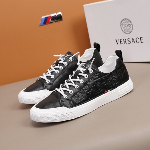 Replica Versace Casual Shoes For Men #860368 $88.00 USD for Wholesale