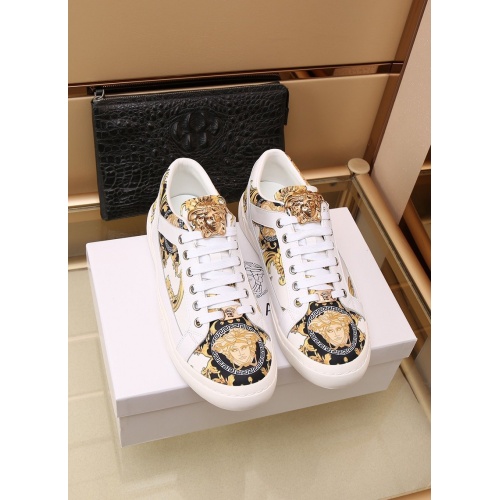 Versace Casual Shoes For Men #862644 $85.00 USD, Wholesale Replica Versace Casual Shoes