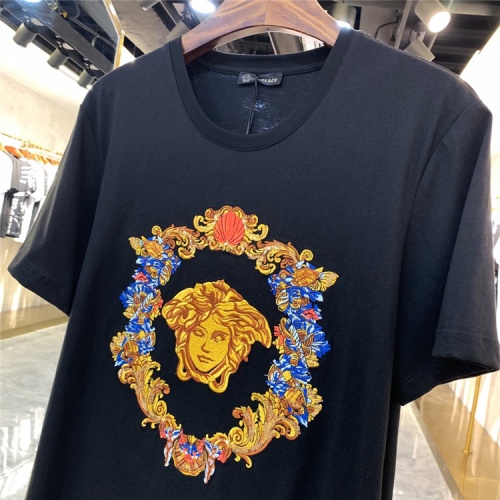 Replica Versace T-Shirts Short Sleeved For Men #862928 $41.00 USD for Wholesale