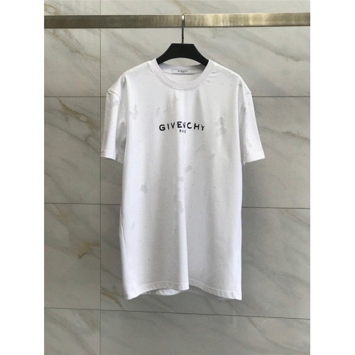 Givenchy T-Shirts Short Sleeved For Unisex #863235 $65.00 USD, Wholesale Replica Givenchy T-Shirts