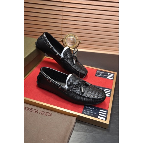 Bottega Veneta BV Leather Shoes For Men #863411