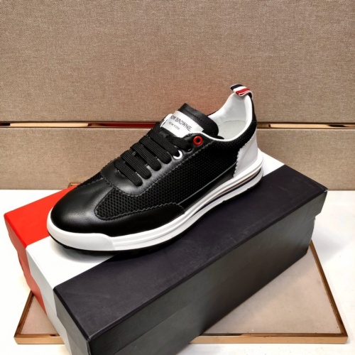 Replica Thom Browne TB Casual Shoes For Men #863582 $82.00 USD for Wholesale