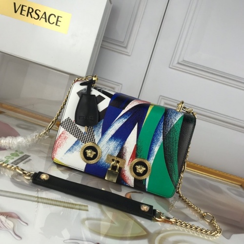 Versace AAA Quality Messenger Bags For Women #863619 $135.00 USD, Wholesale Replica Versace AAA Quality Messenger Bags