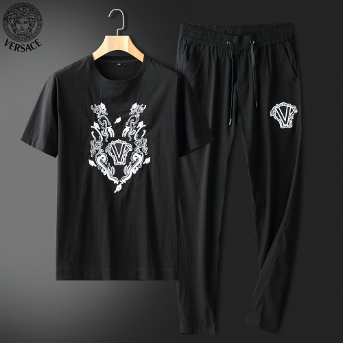 Versace T-Shirts Short Sleeved For Men #863754 $85.00 USD, Wholesale Replica Versace T-Shirts
