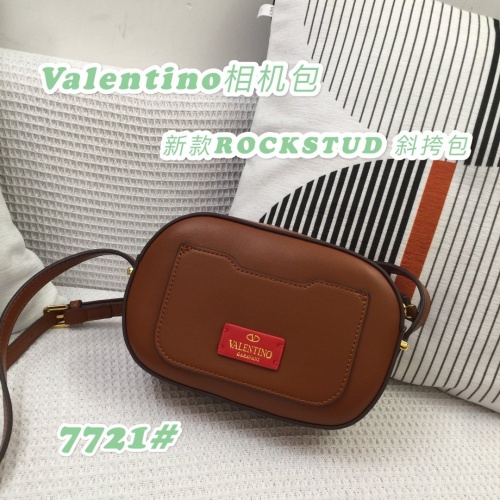 Replica Valentino AAA Quality Messenger Bags For Women #864212 $82.00 USD for Wholesale