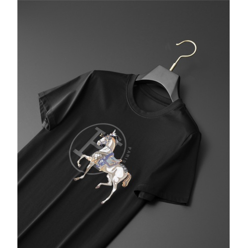 Replica Hermes T-Shirts Short Sleeved For Men #865420 $38.00 USD for Wholesale