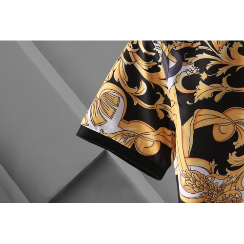Replica Versace T-Shirts Short Sleeved For Men #865970 $29.00 USD for Wholesale