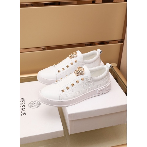 Replica Versace Casual Shoes For Men #866819 $17.00 USD for Wholesale
