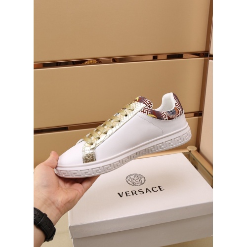 Replica Versace Casual Shoes For Men #867561 $85.00 USD for Wholesale