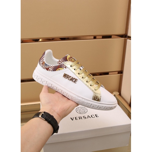 Replica Versace Casual Shoes For Men #867561 $85.00 USD for Wholesale