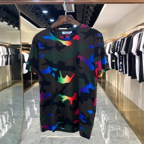 Valentino T-Shirts Short Sleeved For Men #867976 $42.00 USD, Wholesale Replica Valentino T-Shirts