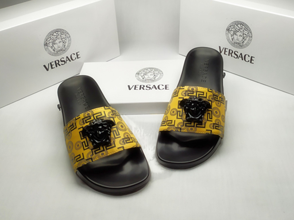 Versace Slippers For Men 861297 40.00 USD, Wholesale Replica Versace