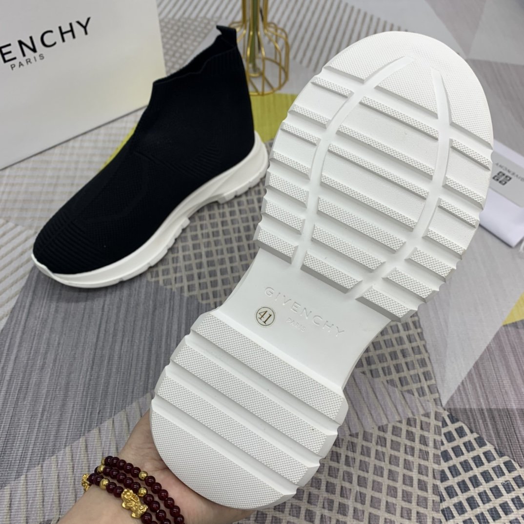 givenchy speed trainer