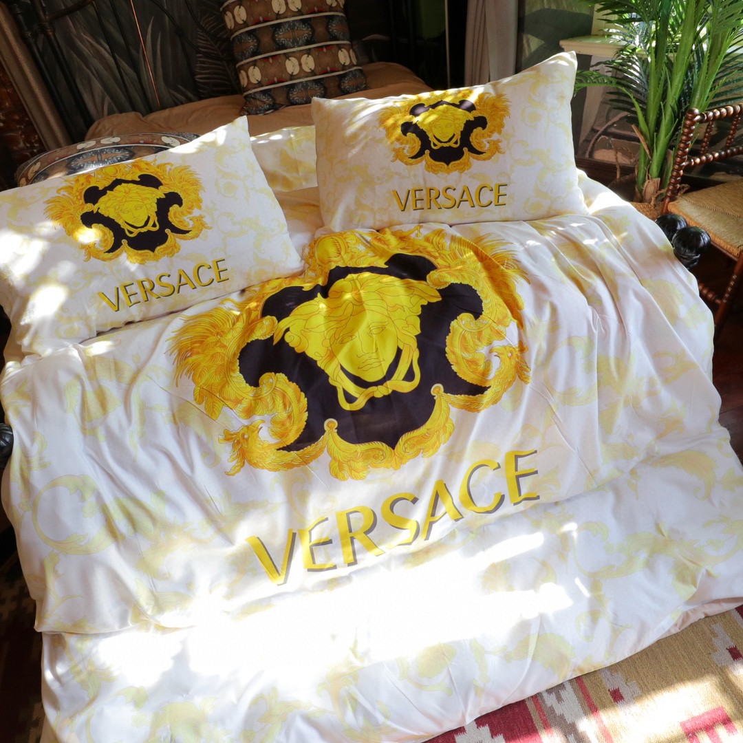 Versace Bedding 865673 88.00 USD, Wholesale Replica Versace Bedding