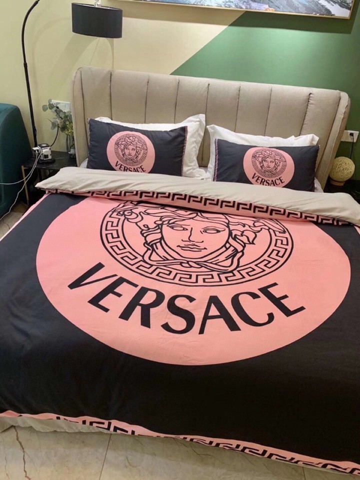 Versace Bedding 865685 105.00 USD, Wholesale Replica Versace Bedding