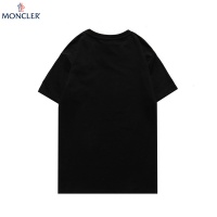 $27.00 USD Moncler T-Shirts Short Sleeved For Men #856155